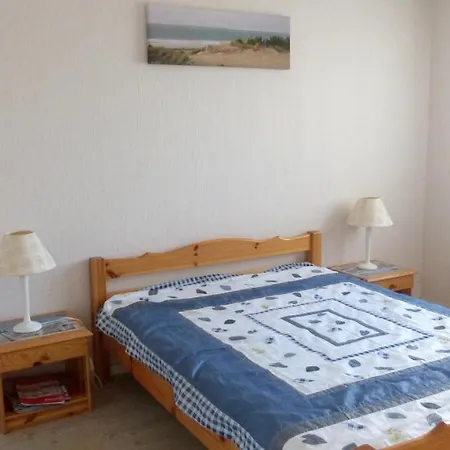 Rue Francois Legallais Apartment