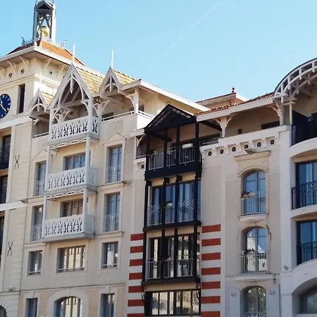 Rue Francois Legallais * Arcachon
